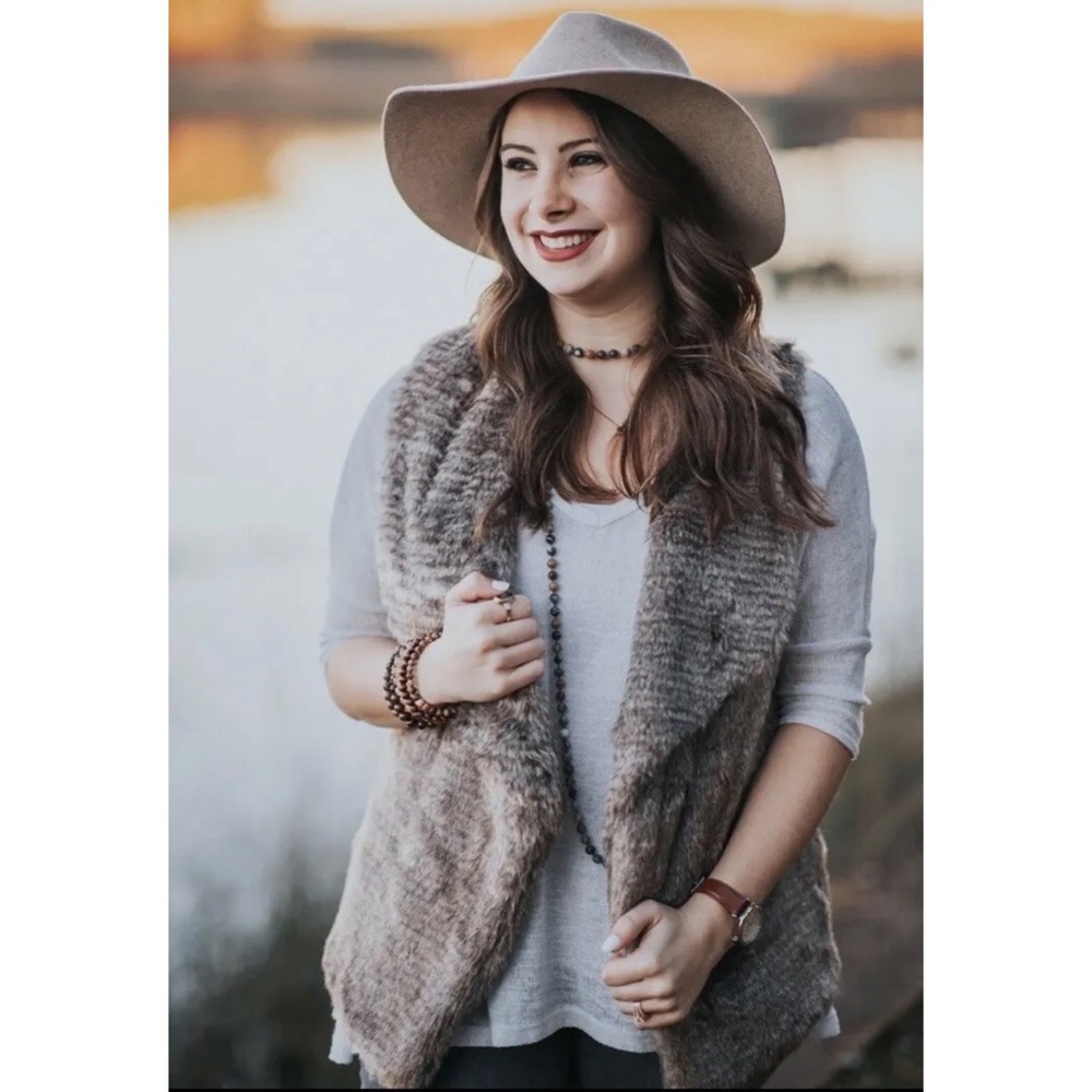 Maurices Faux‎ Fur Vest